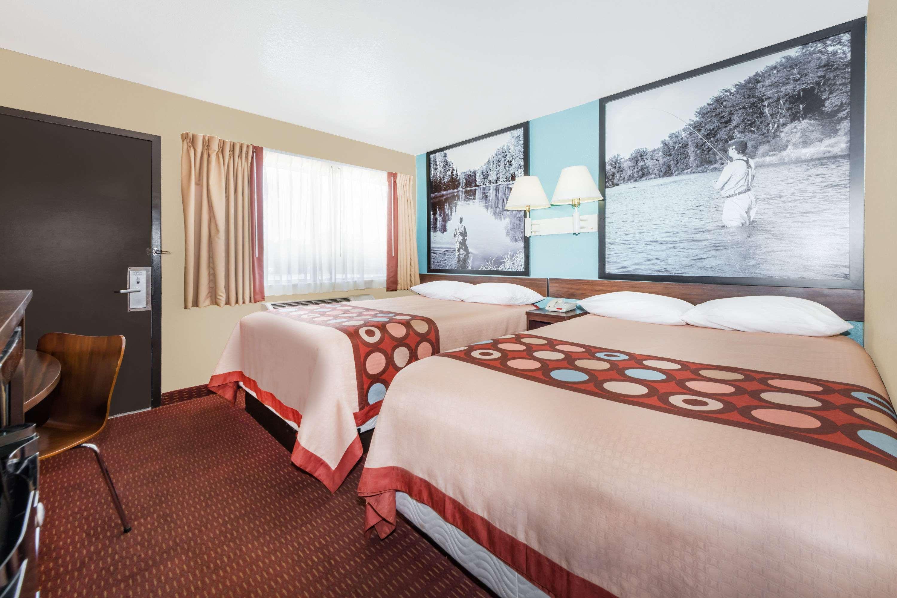 Super 8 By Wyndham Midwest City Ok Buitenkant foto