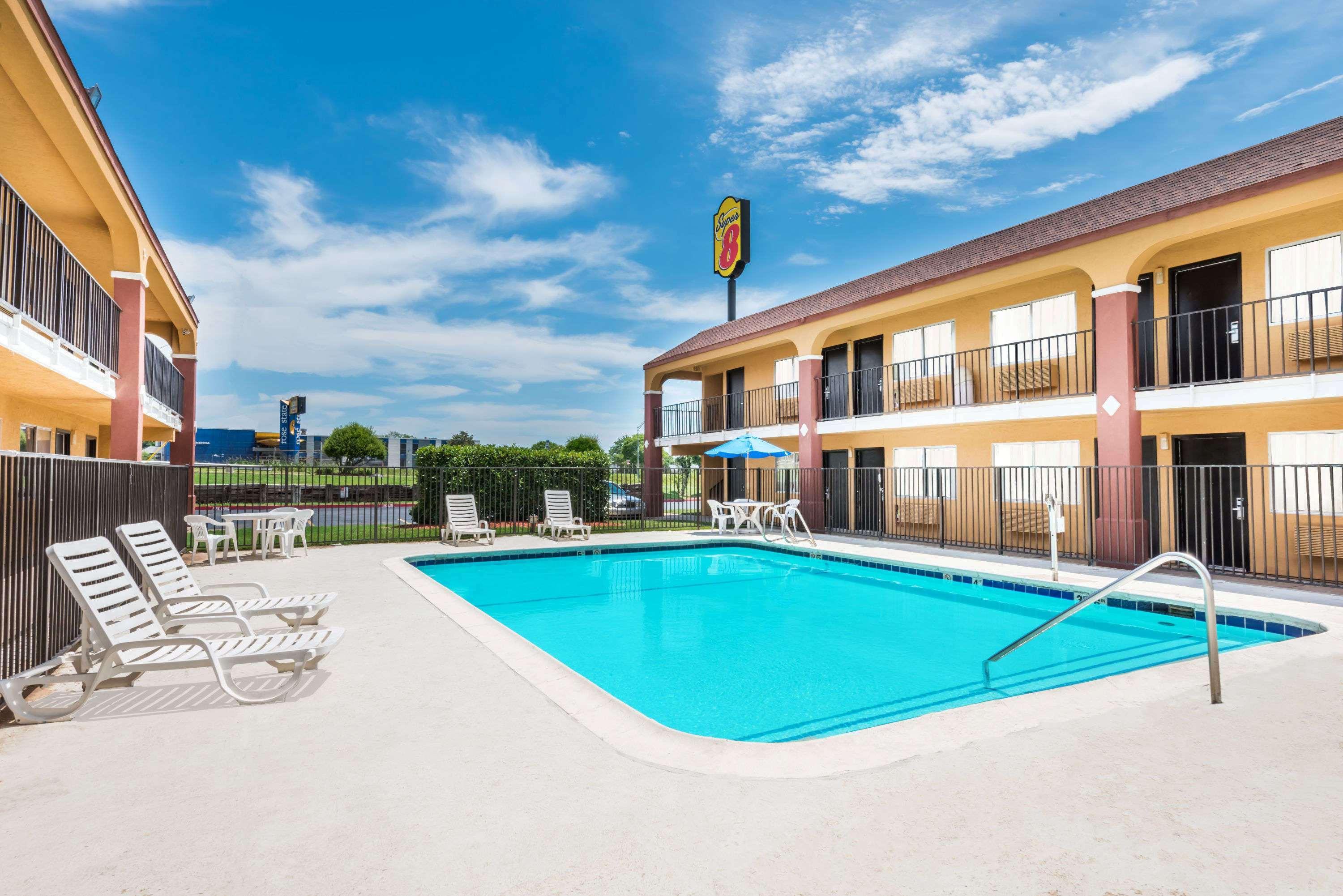 Super 8 By Wyndham Midwest City Ok Buitenkant foto