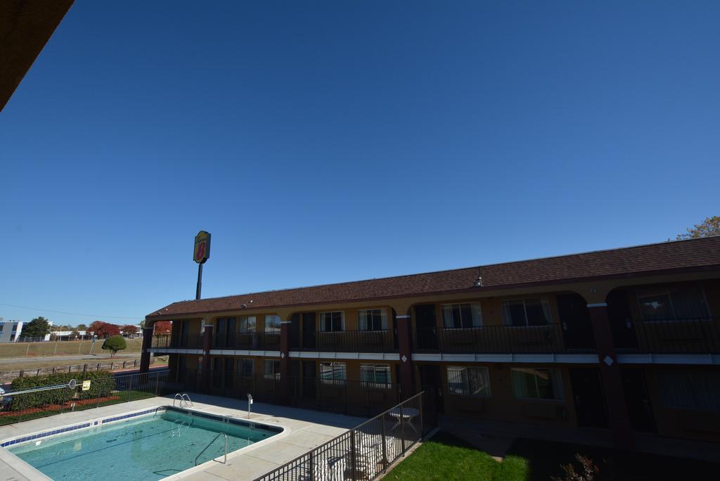 Super 8 By Wyndham Midwest City Ok Buitenkant foto